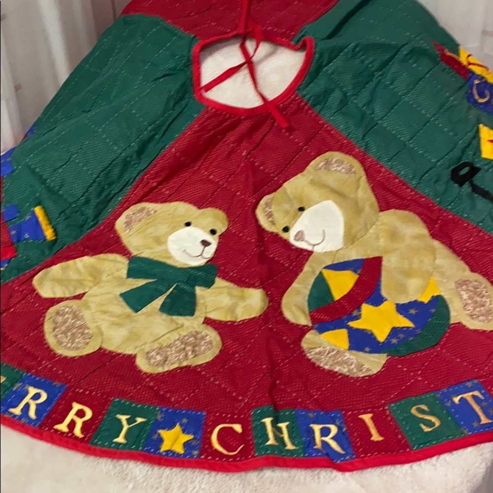 Merry Christmas Teddy Bear Tree Skirt